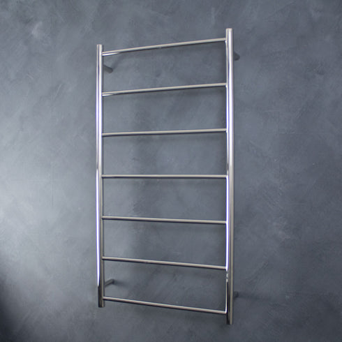 Radiant Non-Heated Round Ladder 600 x 1130mm Mirror Polished