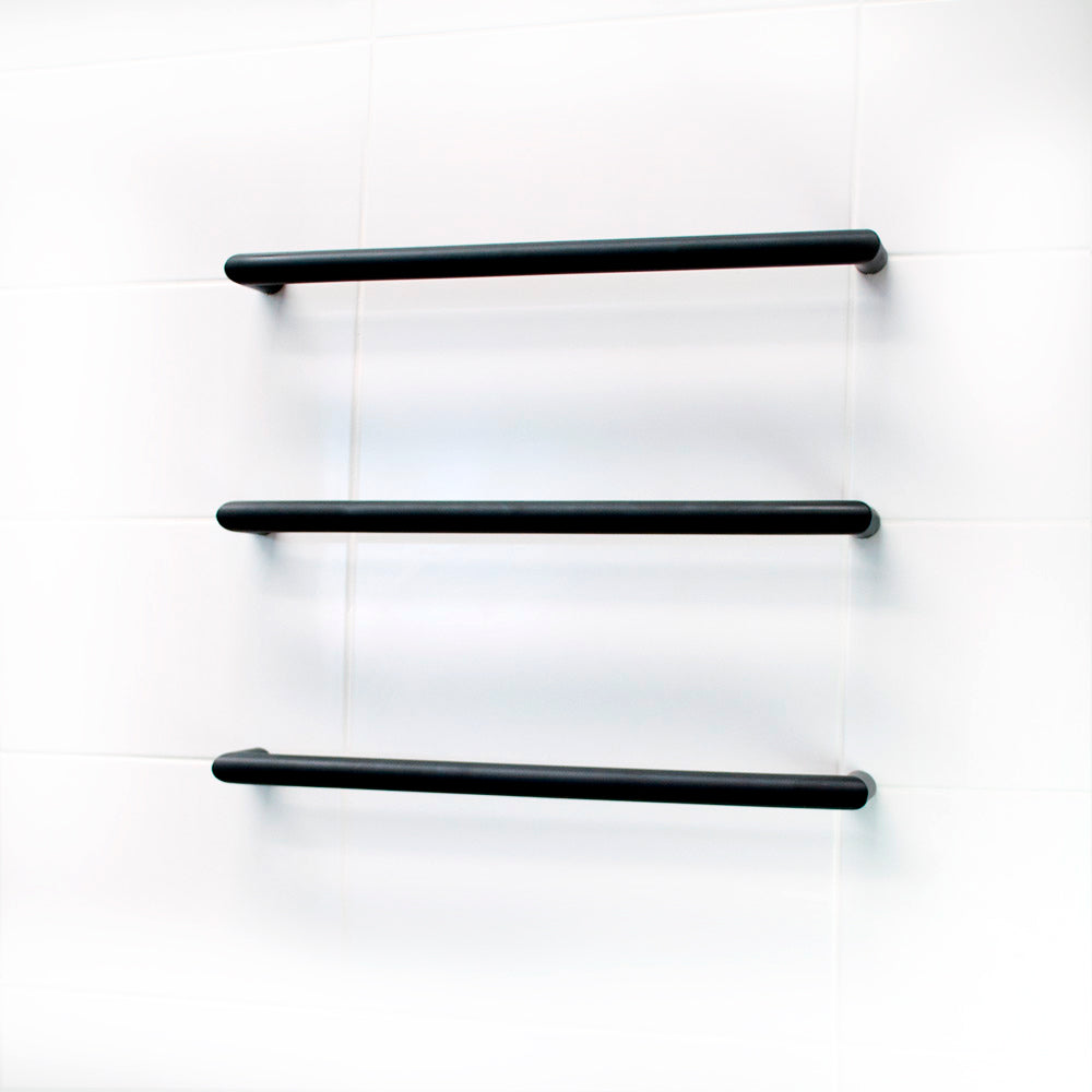 Radiant Low Voltage Single Round Bar 650mm Matt Black